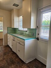 2908 Sunset Ave in Bakersfield, CA - Building Photo - Building Photo