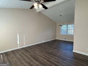 10111 Settlers Grove Rd NE in Covington, GA - Building Photo - Building Photo