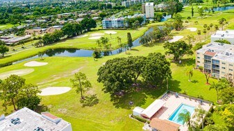 3286 Arcara Way in Greenacres, FL - Building Photo