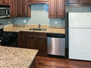 4836 N Paulina St, Unit G in Chicago, IL - Building Photo - Building Photo