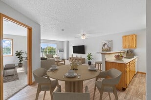 The Preserve at Commerce in Rogers, MN - Building Photo