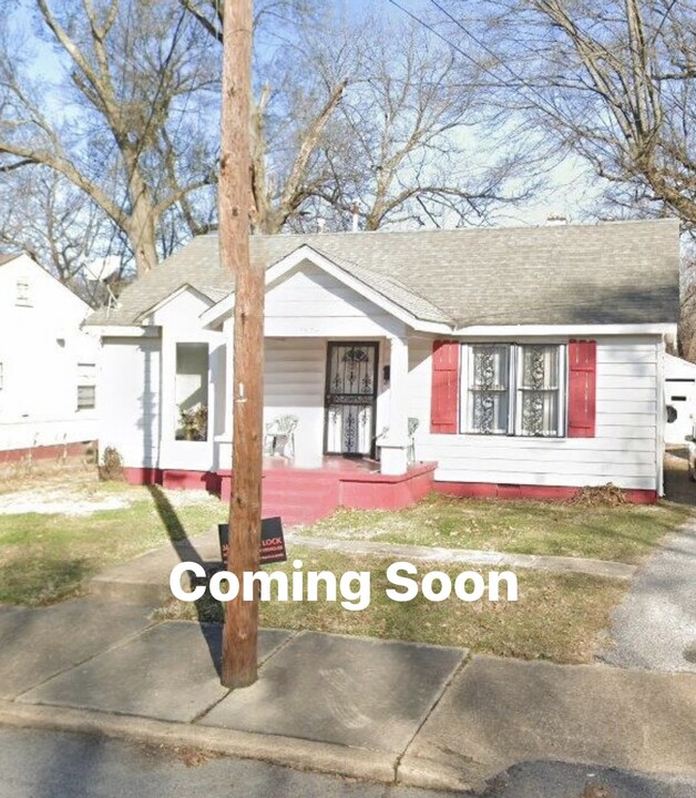 2626 Whitman Ave in Memphis, TN - Building Photo