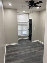 2123 Sinclair Ln in Baltimore, MD - Building Photo - Building Photo