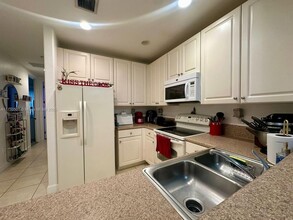 418 SW 147th Ave, Unit #5009 in Pembroke Pines, FL - Building Photo - Building Photo