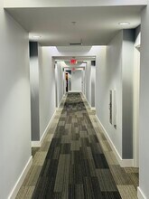 300 S Australian Ave, Unit 702 in West Palm Beach, FL - Building Photo - Building Photo