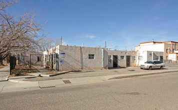 601 8th St NW in Albuquerque, NM - Building Photo - Building Photo