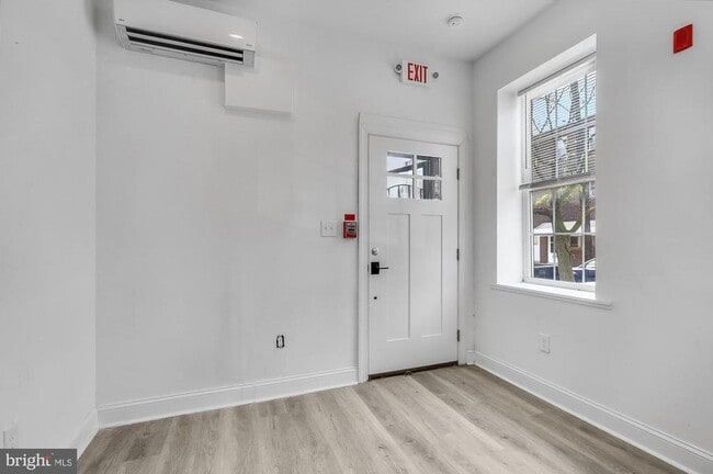 property at 2046 E Huntingdon St