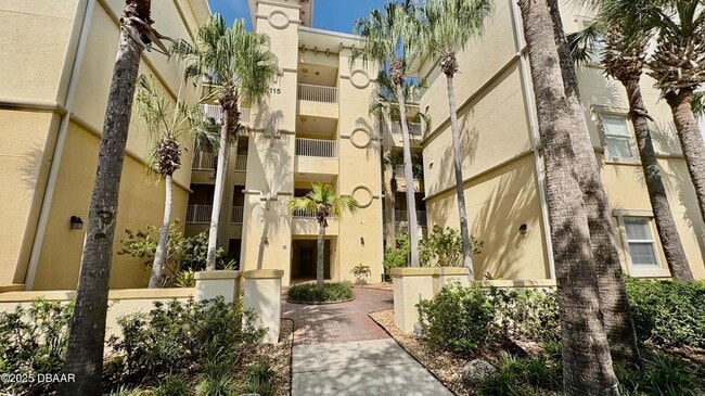 property at 115 Riverview Bend S