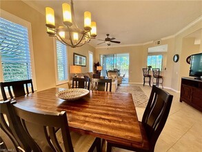 8217 Parkstone Pl in Naples, FL - Building Photo - Building Photo