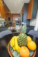 11-411 Everson Dr in Toronto, ON - Building Photo - Building Photo
