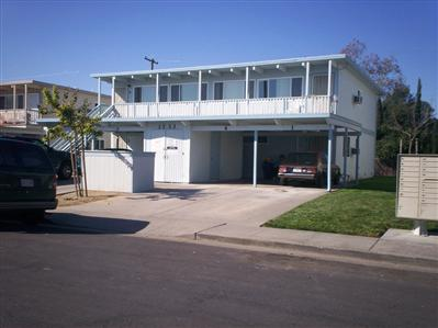 1713 Fillmore St in Fairfield, CA - Building Photo