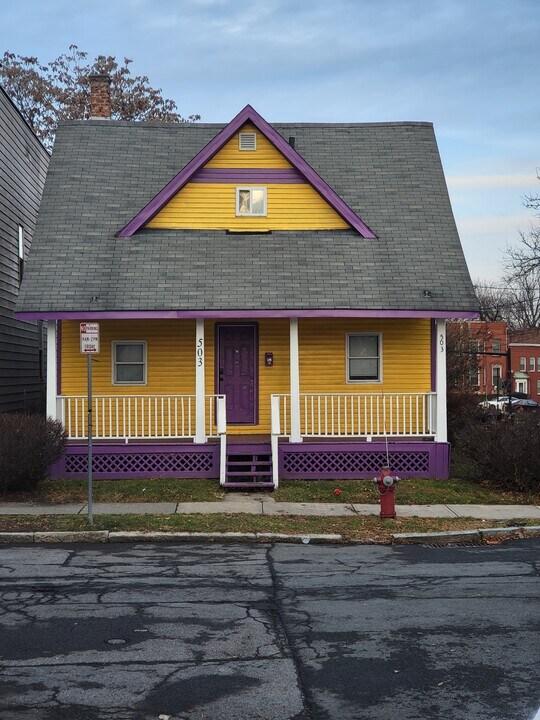 503 Hudson Ave, Unit 2A in Albany, NY - Foto de edificio