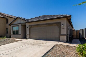 5722 W Coplen Farms Rd in Phoenix, AZ - Building Photo - Building Photo