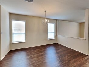 33217 Wedgewood Dr in Magnolia, TX - Building Photo - Building Photo