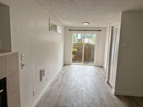 3623 SW Troy St in Portland, OR - Building Photo - Building Photo