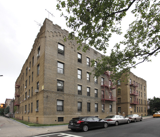 1684 W 1st St in Brooklyn, NY - Building Photo - Building Photo