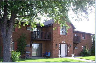 Southbreeze Apartments in Kaukauna, WI - Foto de edificio - Building Photo