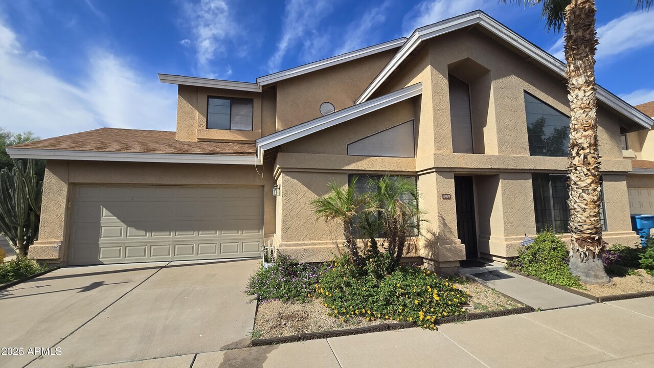 18820 N 41st Dr in Glendale, AZ - Building Photo