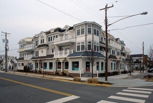 2162-2168 Dune Dr in Avalon, NJ - Building Photo