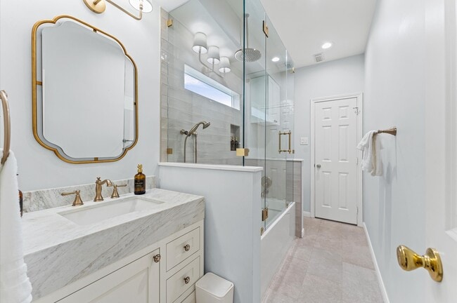 property at 2201 Crocker St