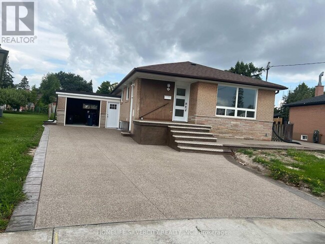 property at 6 Lamella Rd