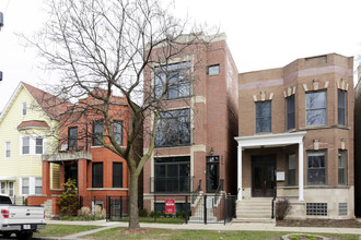 2014 W Addison St in Chicago, IL - Building Photo - Building Photo