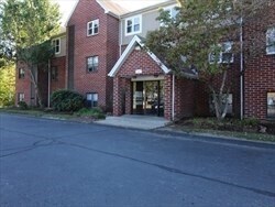 10 Longworth Ave in Brockton, MA - Building Photo
