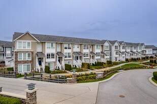 Westhampton in Delta, BC - Building Photo
