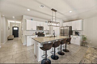 12120 New River Ct in Shenandoah, TX - Building Photo - Building Photo