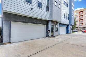 2505 Webster St in Houston, TX - Building Photo - Building Photo