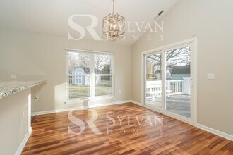 1169 Runningbrook Ct in Avon, IN - Building Photo - Building Photo