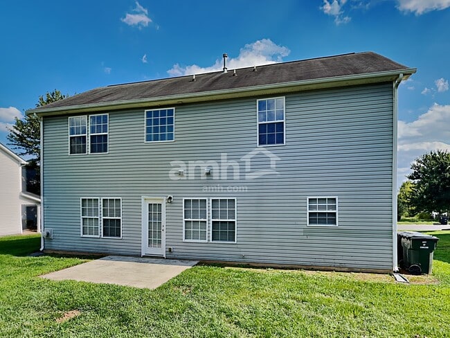 property at 3066 Clover Rd NW