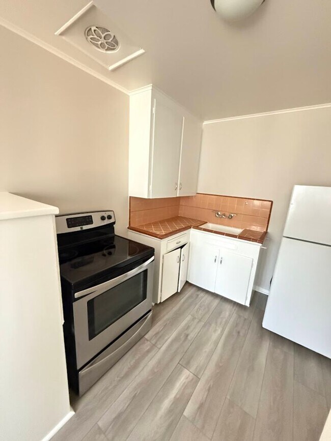 property at 453 San Bruno Ave E