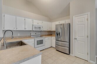 19 Aquinnah Dr in Pooler, GA - Building Photo - Building Photo