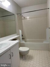 17 Joyner Ct in Trenton, NJ - Building Photo - Building Photo