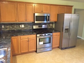 25 Roosevelt Ave in West Seneca, NY - Building Photo - Building Photo