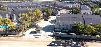 2984 Holly Hall St in Houston, TX - Building Photo