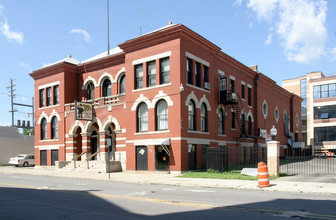 310 S Mechanic Lofts in Jackson, MI - Foto de edificio - Building Photo