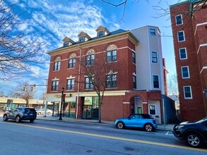 6 S Washington St in North Attleborough, MA - Building Photo - Building Photo