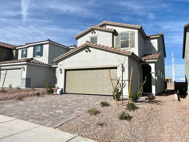4570 Swimming Minnow Ave in Las Vegas, NV - Building Photo - Building Photo