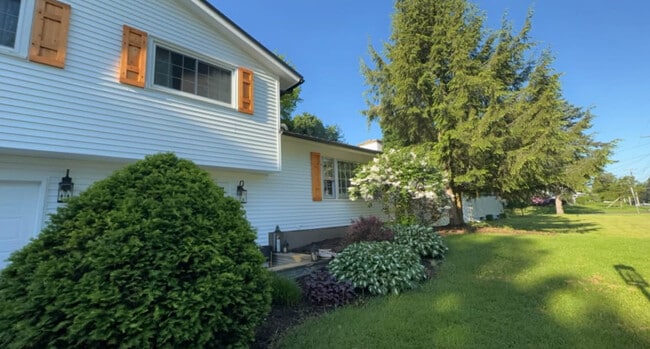 property at 4086 Bel Harbor Dr