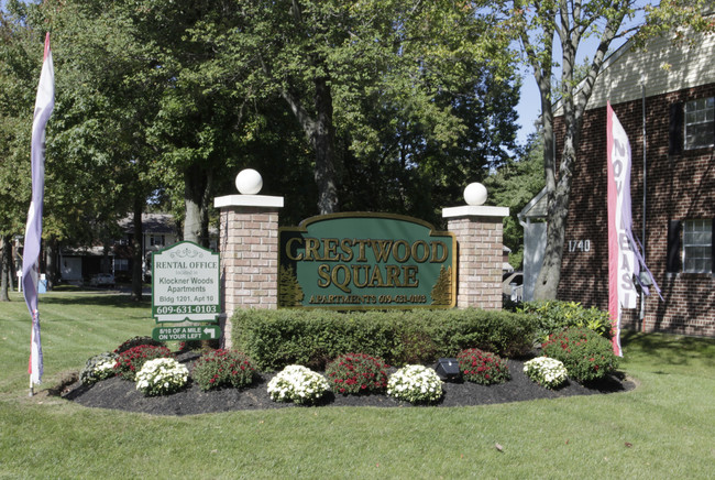 Crestwood Square Apartments in Hamilton, NJ - Building Photo - Building Photo