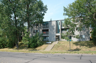 1701 E 2nd St Apartments