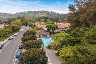612 Calle De Los Amigos in Santa Barbara, CA - Building Photo - Building Photo