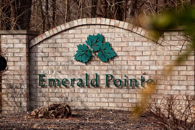 Emerald Pointe