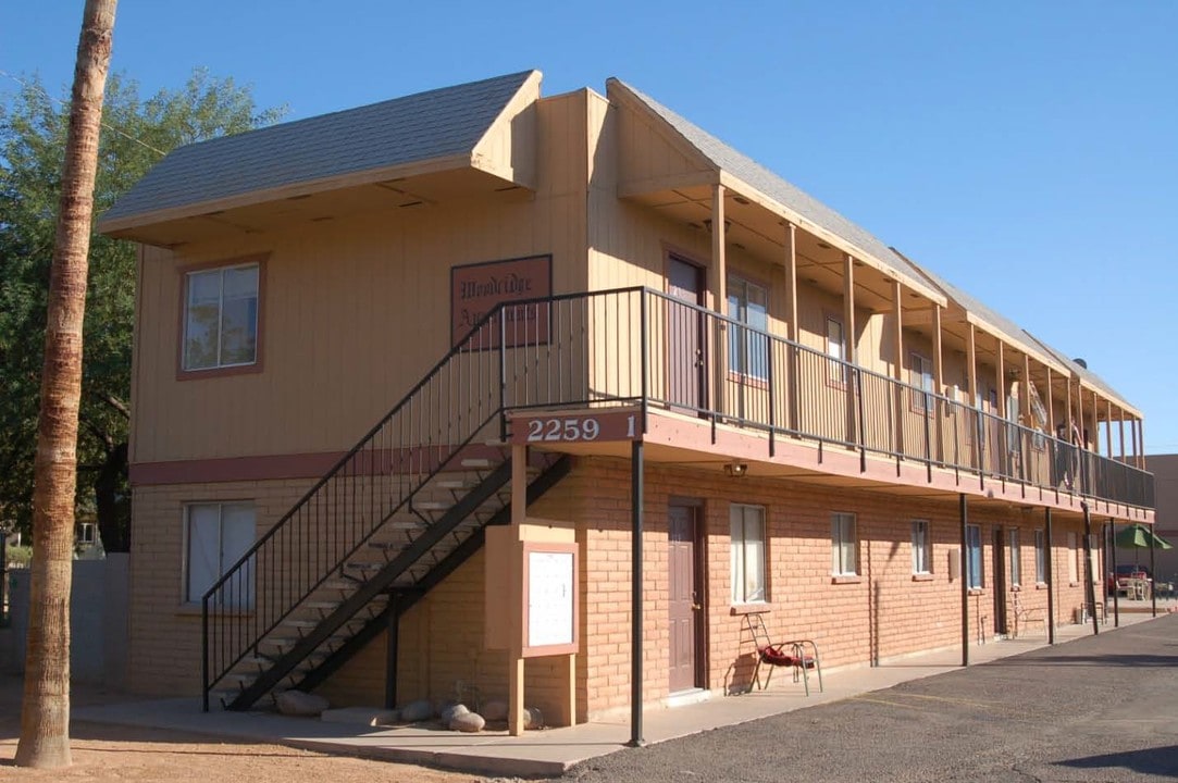 Woodridge Apartments in Mesa, AZ - Building Photo