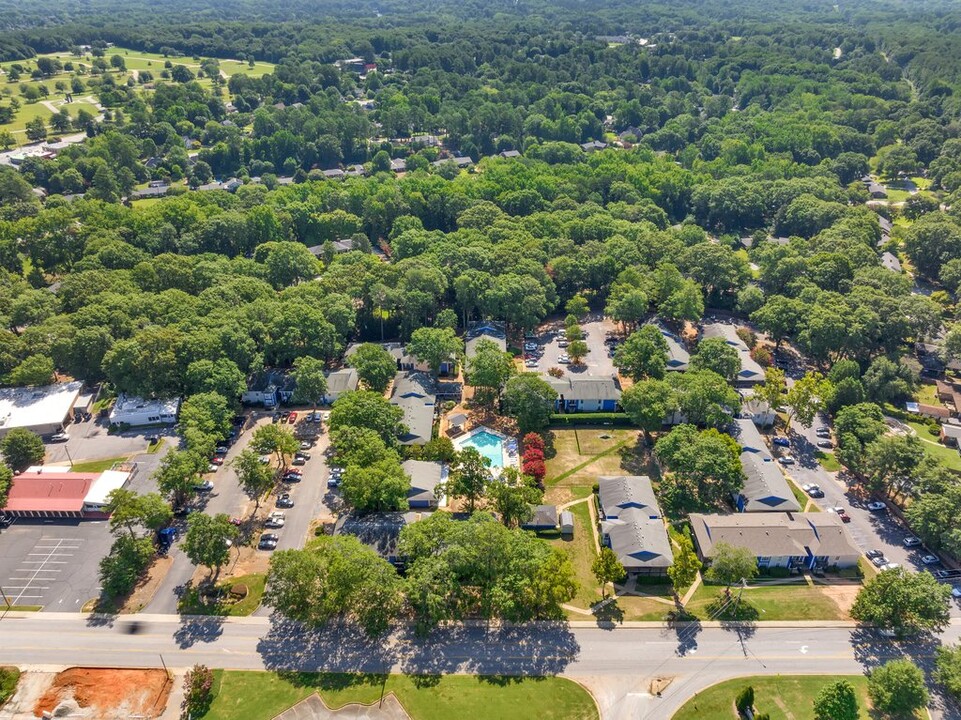Prosper Spartanburg in Spartanburg, SC - Foto de edificio