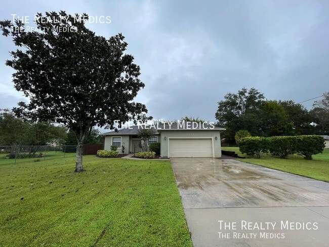 property at 2372 Sunnyview Dr