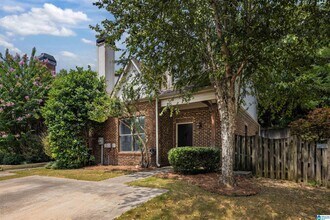 2250 Ridgemont Dr in Birmingham, AL - Building Photo - Building Photo