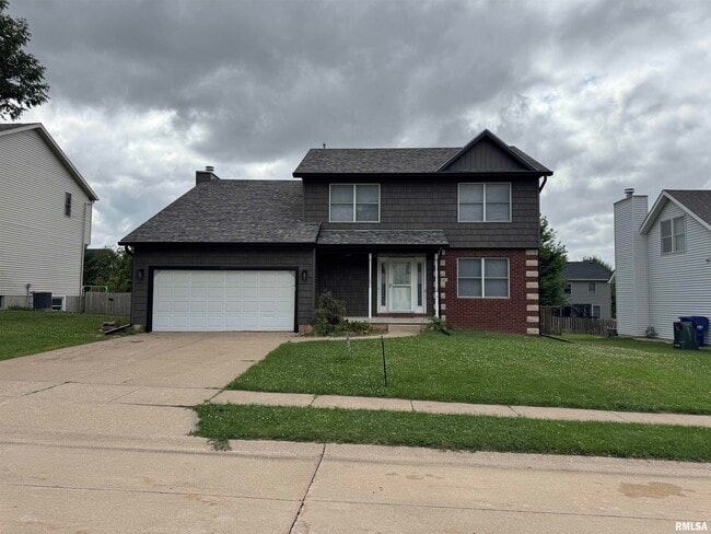 property at 6140 N Lincoln Ave